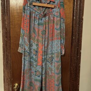 Rose & Olive Multicolor Paisley Button Down Shirt Large and Matching Pants XL